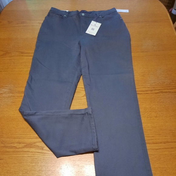 New Gloria Vanderbilt Size 14 Gray Straight Jeans - Picture 1 of 8